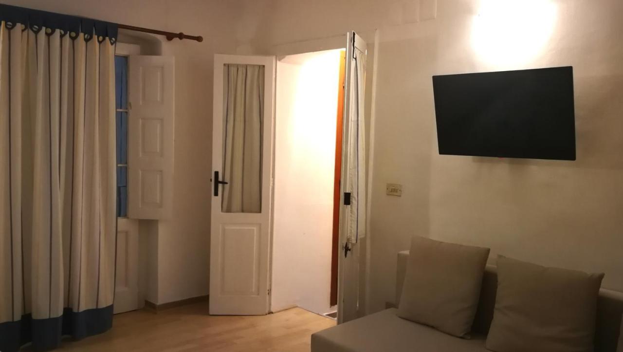 Your Shelter - Private Apartment Μπάρι Εξωτερικό φωτογραφία
