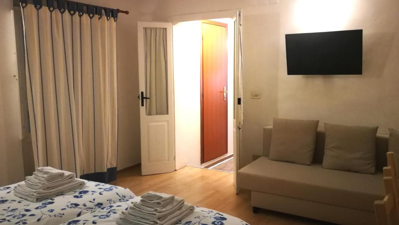 Your Shelter - Private Apartment Μπάρι Εξωτερικό φωτογραφία